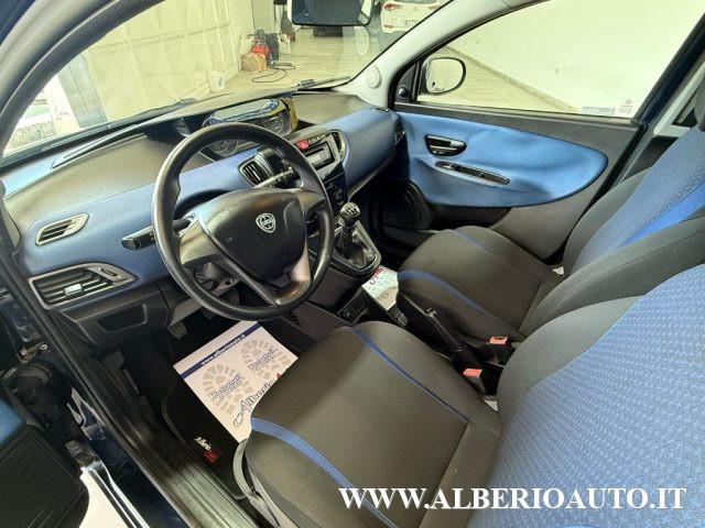 LANCIA Ypsilon 1.2 69 CV 5 porte GPL Ecochic Silver