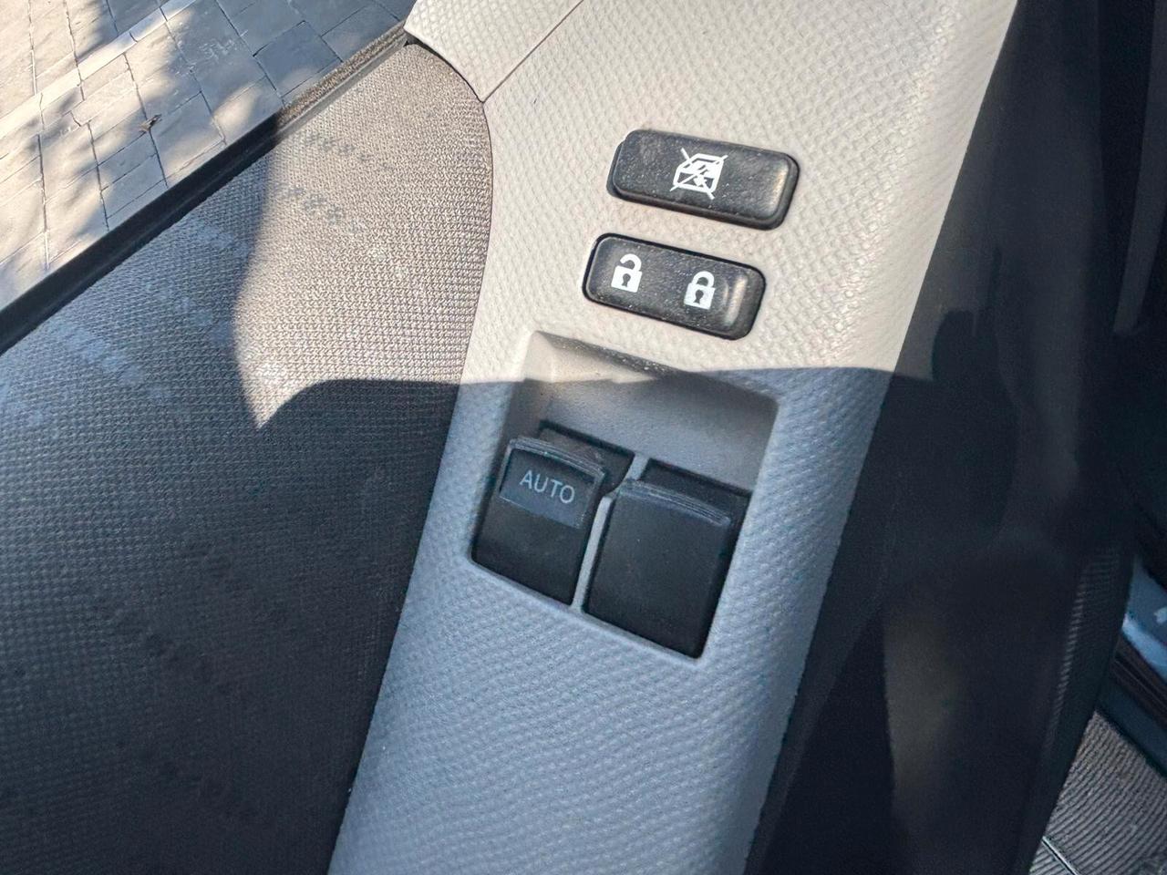 Toyota Yaris 1.4 5 porte Sol