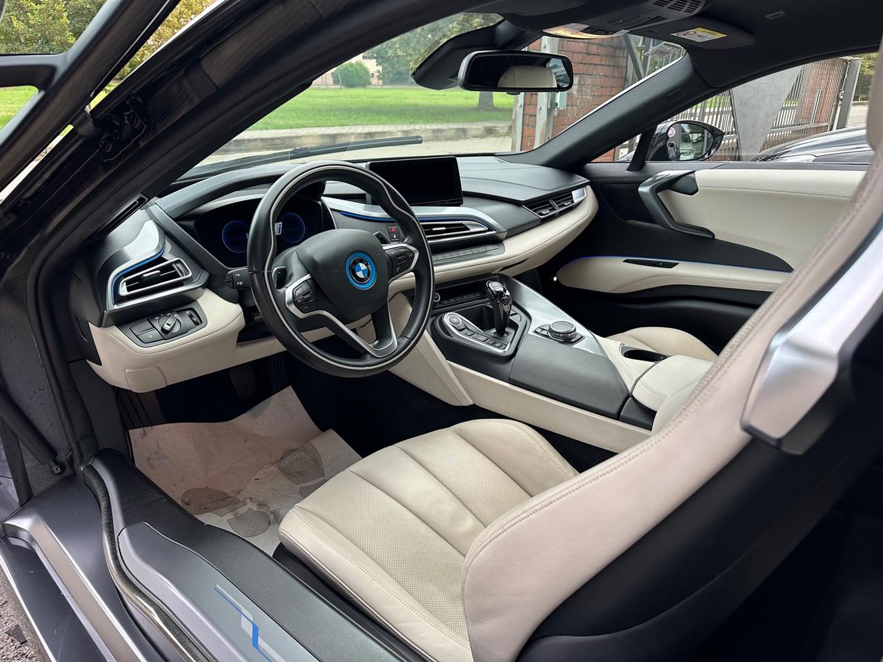 Bmw i8 BMW i8 carbonio full optional