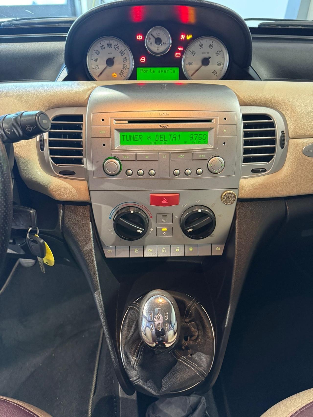 Lancia Ypsilon 1.4 -BENZINA/GPL -NEOPATENTATI