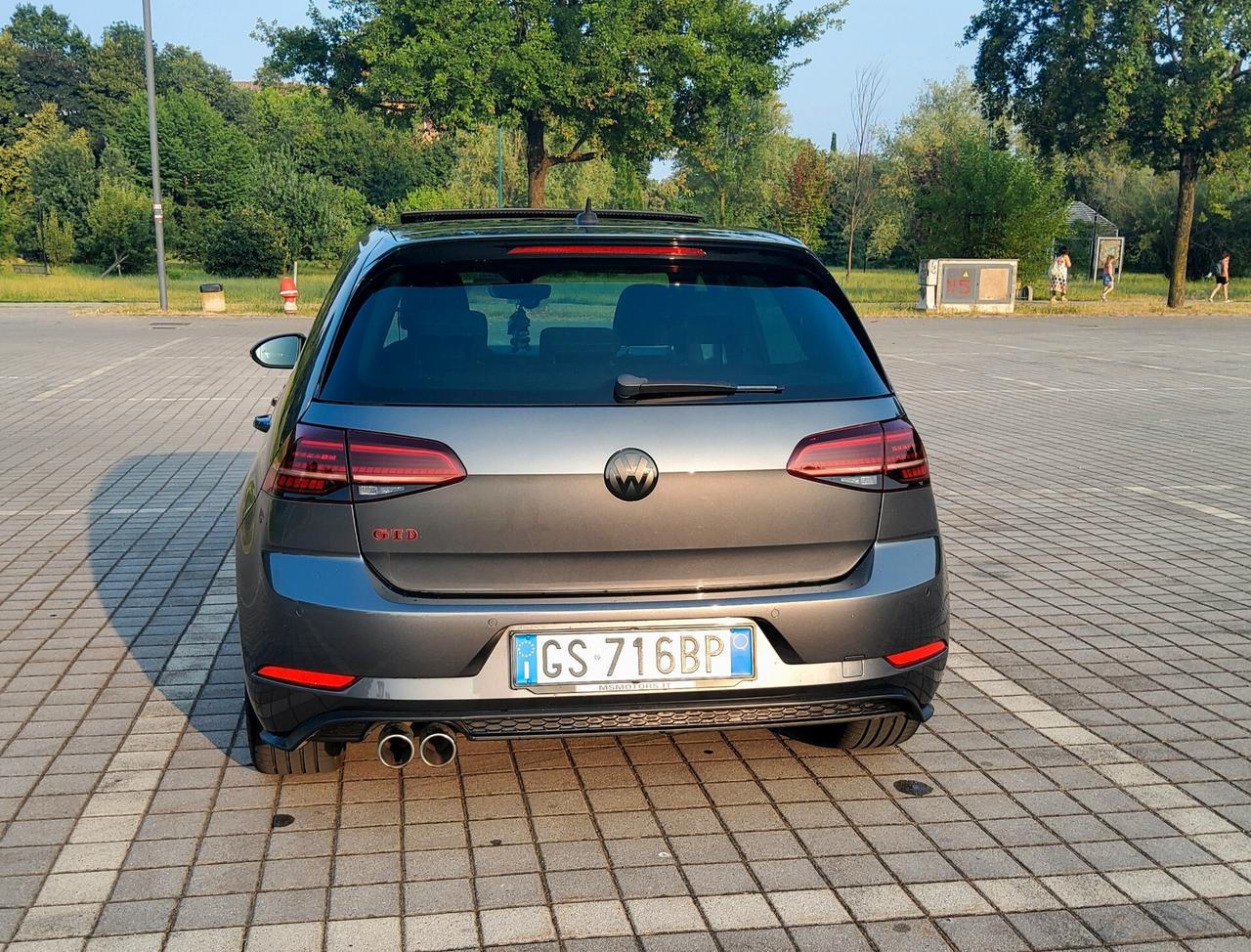 Volkswagen Golf GTD 2.0 TDI DSG 5p. BlueMotion Technology