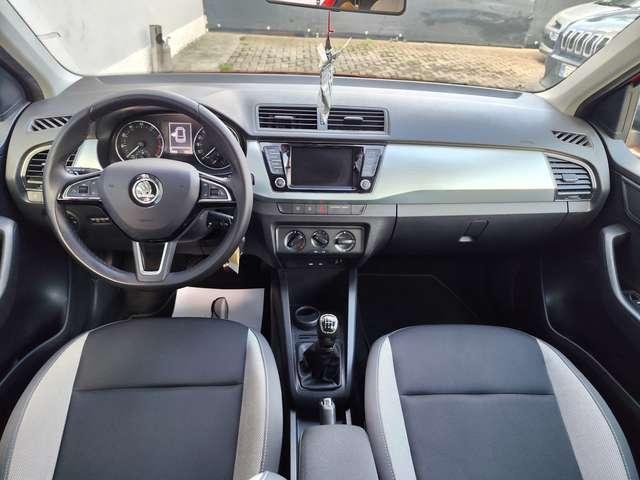 Skoda Fabia Fabia 2015 1.0 Design Edition Argento 60cv