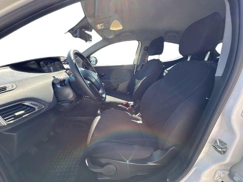 Lancia Ypsilon 1.2 69 CV 5 porte GPL Gold