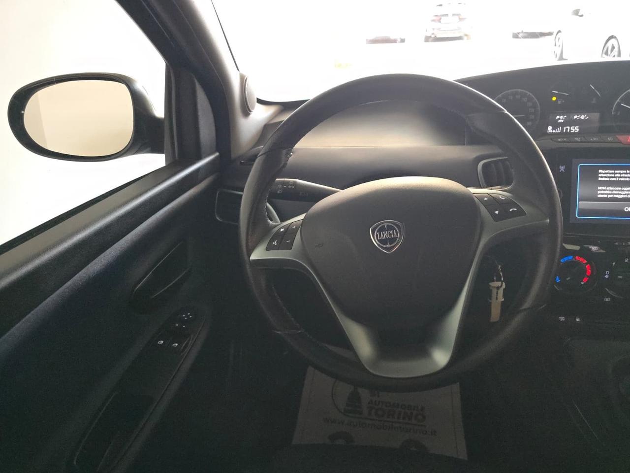 Lancia Ypsilon 1.2 69 CV 5 porte GPL Gold