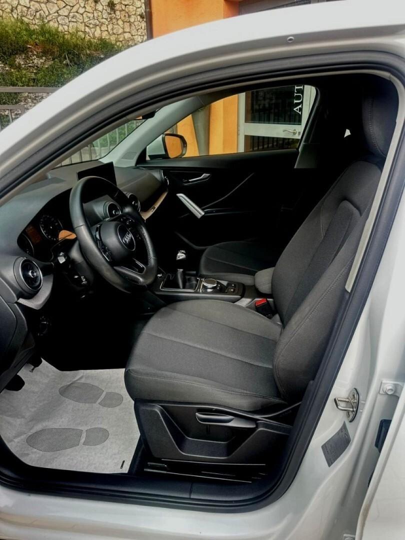 AUDIQ230TFSIBusiness