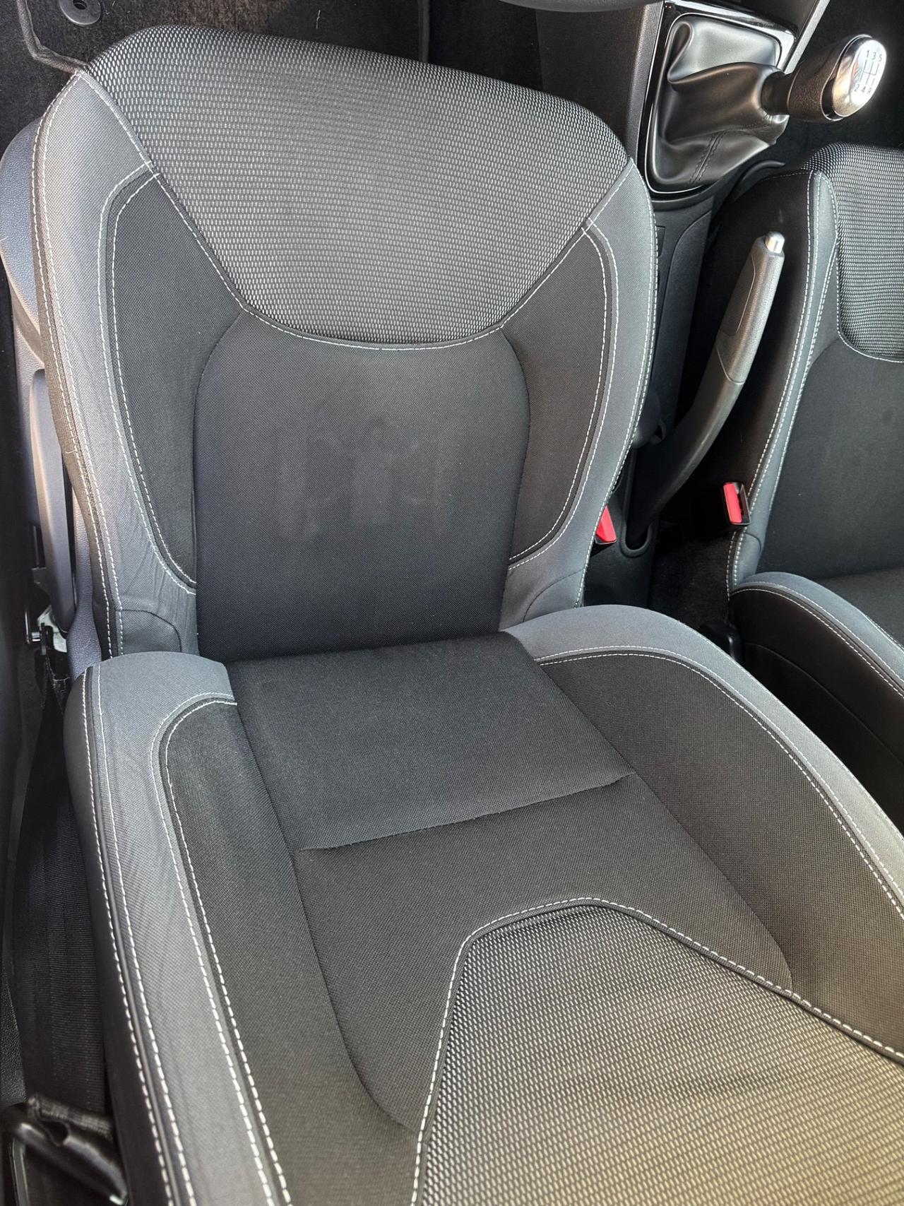 Renault Clio TCe 90 CV GPL 5 porte neopatentati