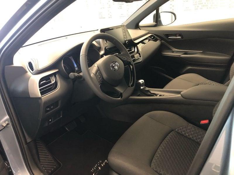 Toyota C-HR 1.8 Hybrid E-CVT Trend