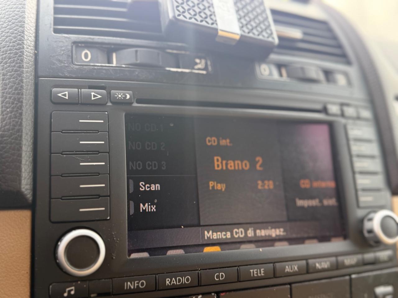 Volkswagen Touareg 2.5 R5 TDI 174CV