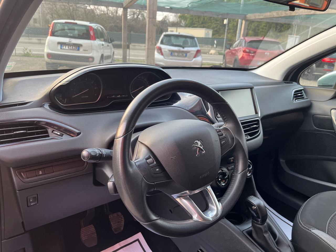 Peugeot 208 1.2 benzina 5 porte Allure