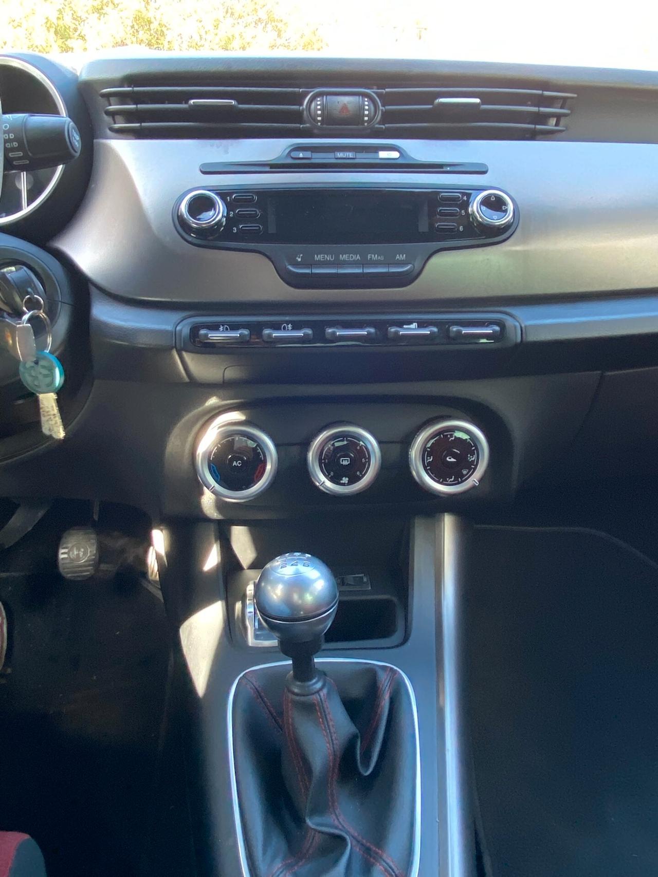 Alfa Romeo Giulietta 1.4 Turbo 120 CV GPL Distinctive