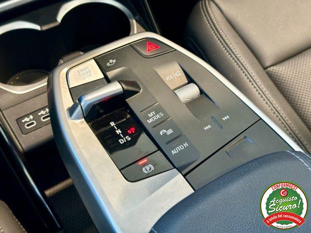 BMW X1 sDrive 18d xLine *VOLANTE MSPORT*