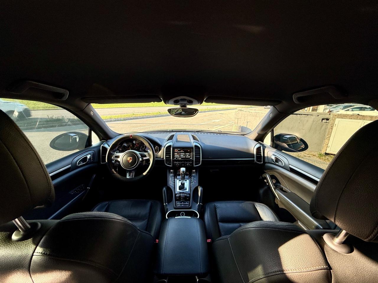 Porsche Cayenne 3.0 Diesel 2012 21”