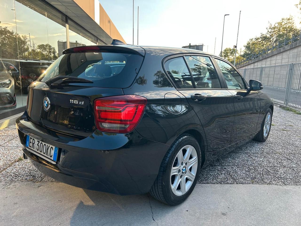 Bmw 116 116d 5p. Efficient Dynamics Urban