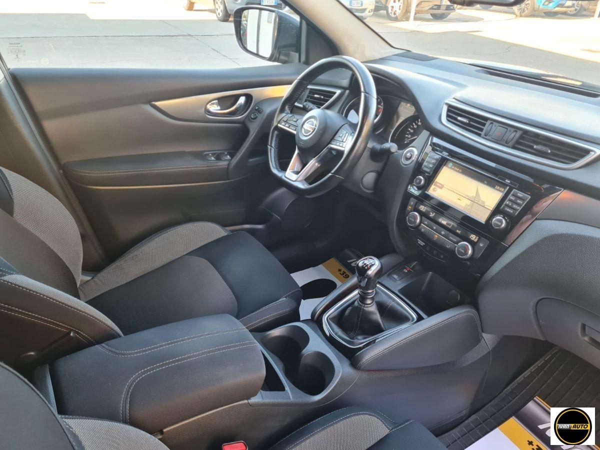 NISSAN Qashqai 1.5 dCi N-Connecta