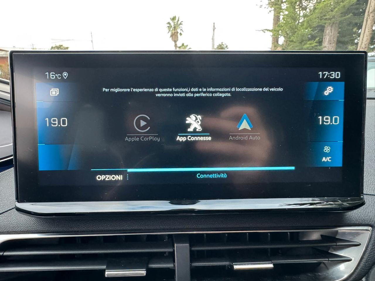 Peugeot 3008 BlueHDi 130 S&S EAT8 Allure