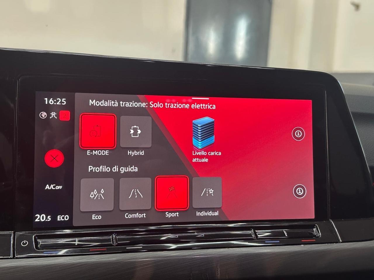 Volkswagen Golf 1.4 Plug-In Hybrid DSG GTE
