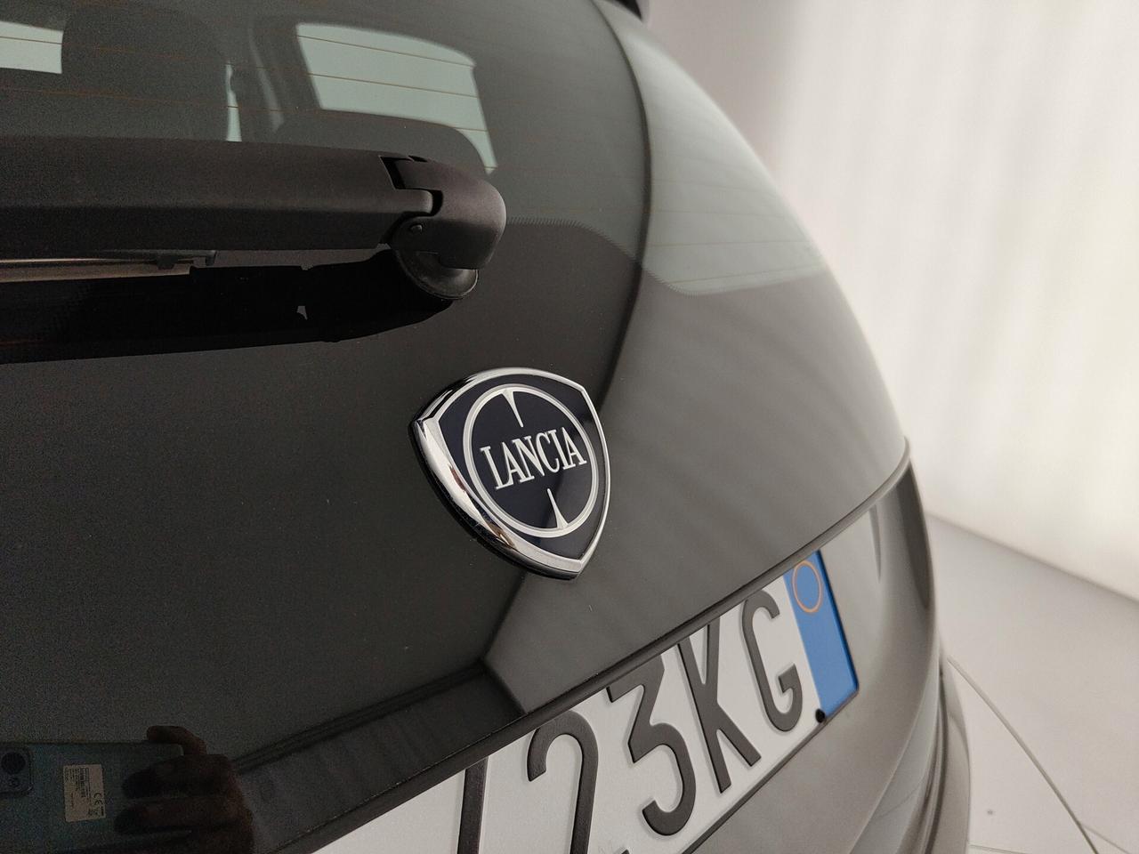 Lancia Ypsilon 1.0 FireFly 5 porte S&S Hybrid Platino