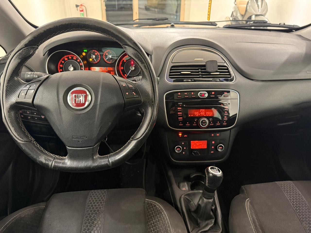 FIAT PUNTO 1.3 MJT 95CV 150.000 KM AUTOMATICA