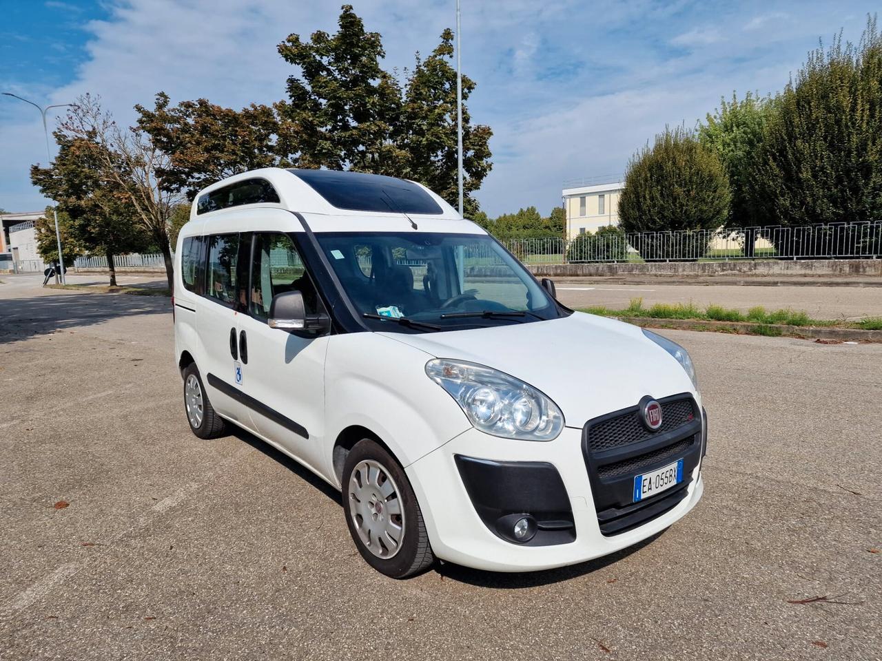 FIAT DOBLO' 1.6 MJT 16V trasporto disabili - 2011