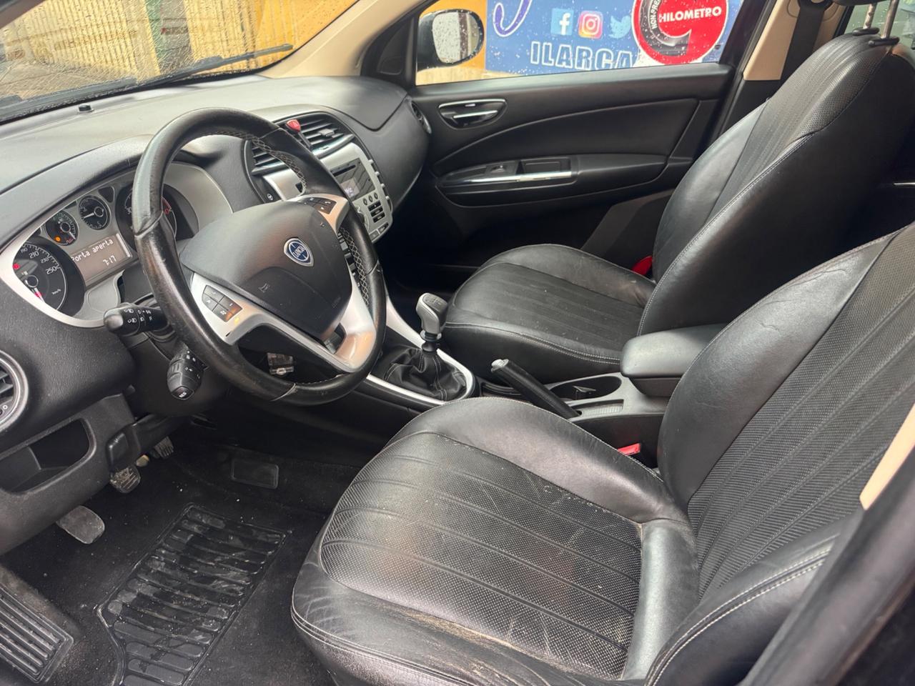 Lancia Delta 1.6 MJT DPF 105 CV Gold