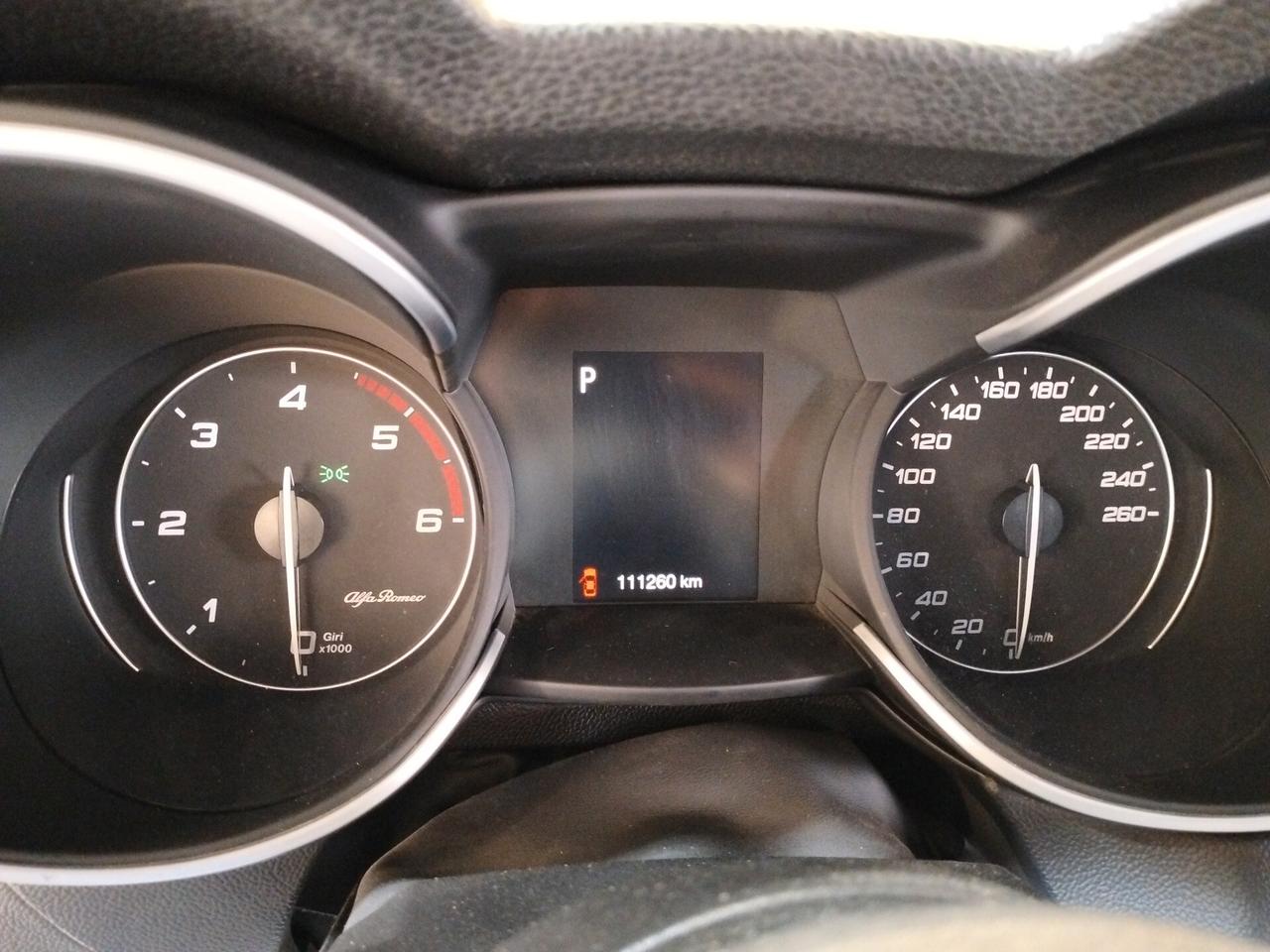Alfa Romeo Stelvio 2.2 t Business Q4 180cv auto