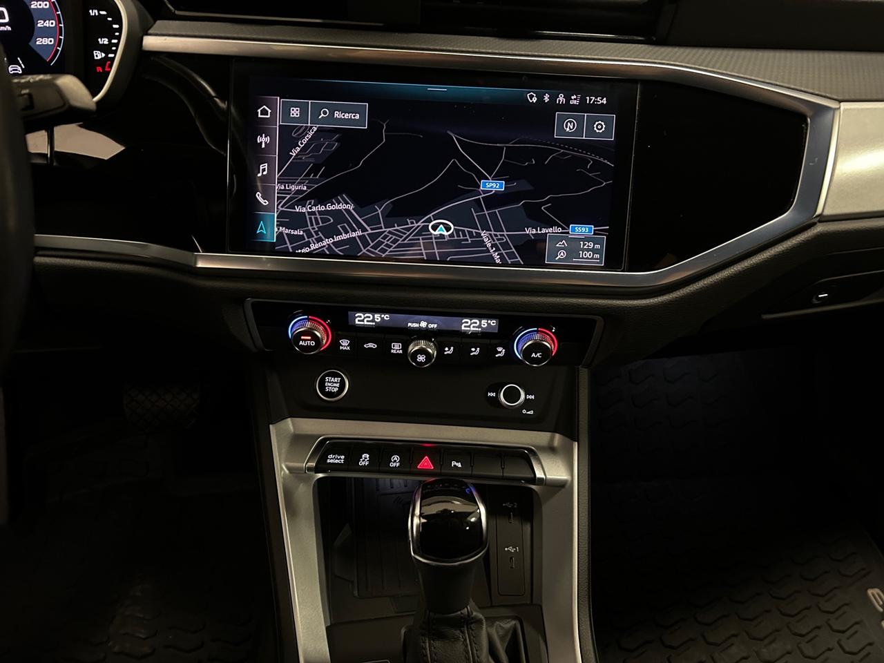 Audi Q3 SPB 35 TDI quattro S tronic Business Plus