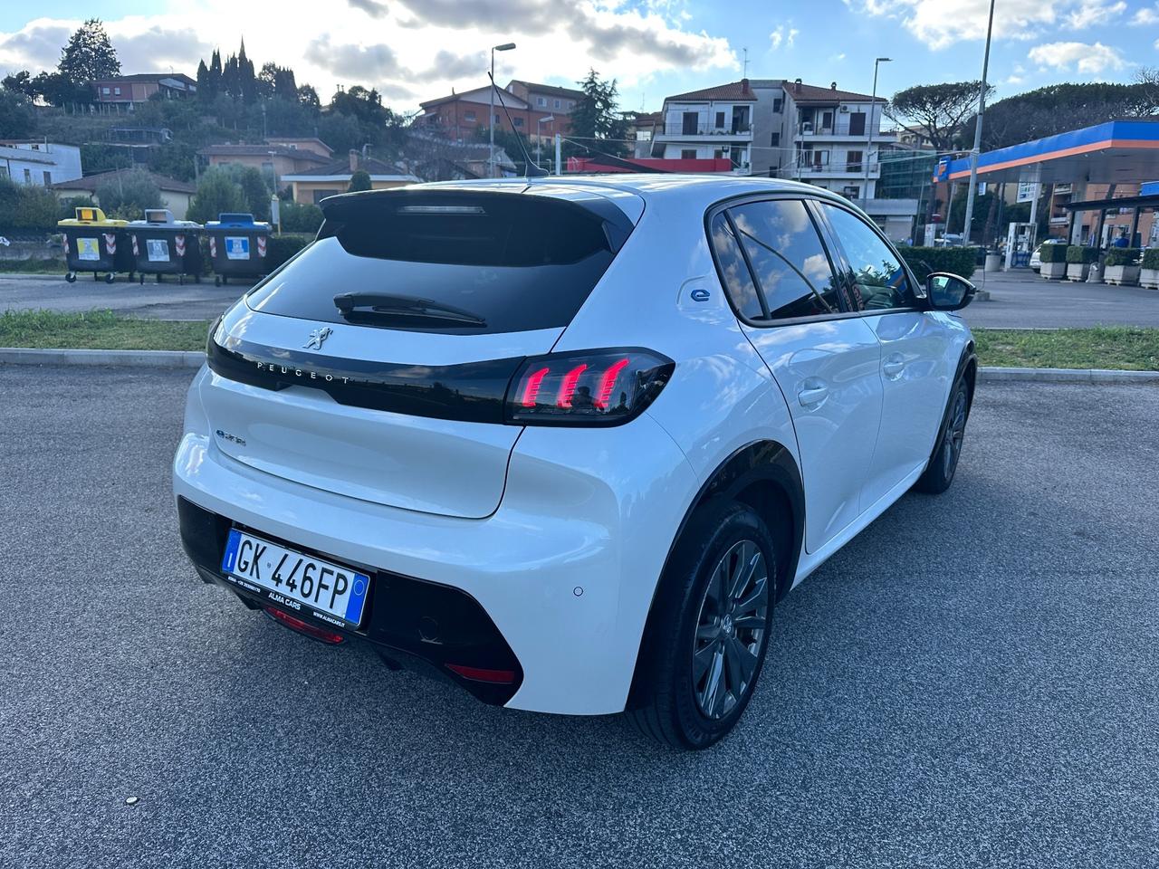 Peugeot 208 motore elettrico 136 CV 5 porte Allure Pack Fatturabile