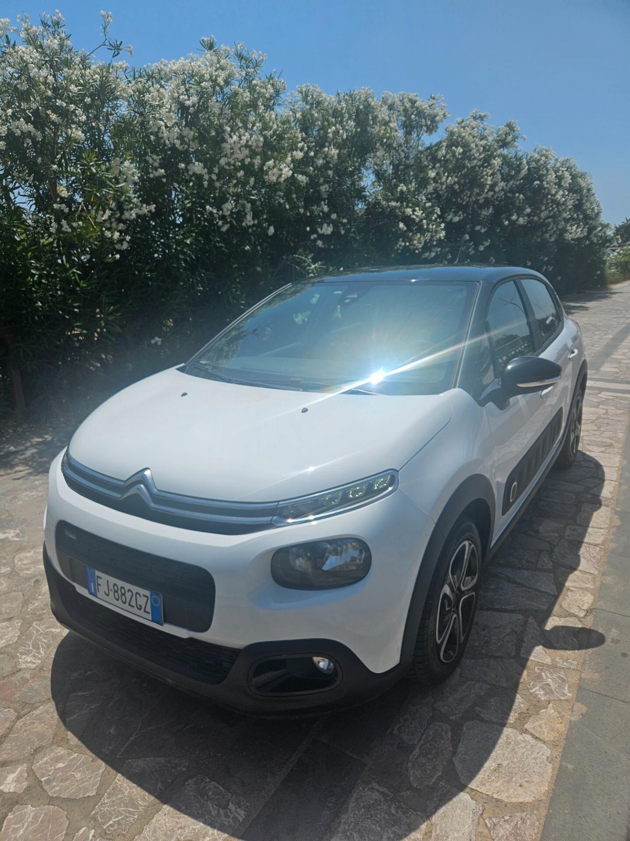 Citroen C3 PureTech 82 Shine