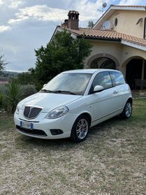 Lancia Ypsilon 1.2 69 CV Diva euro 5