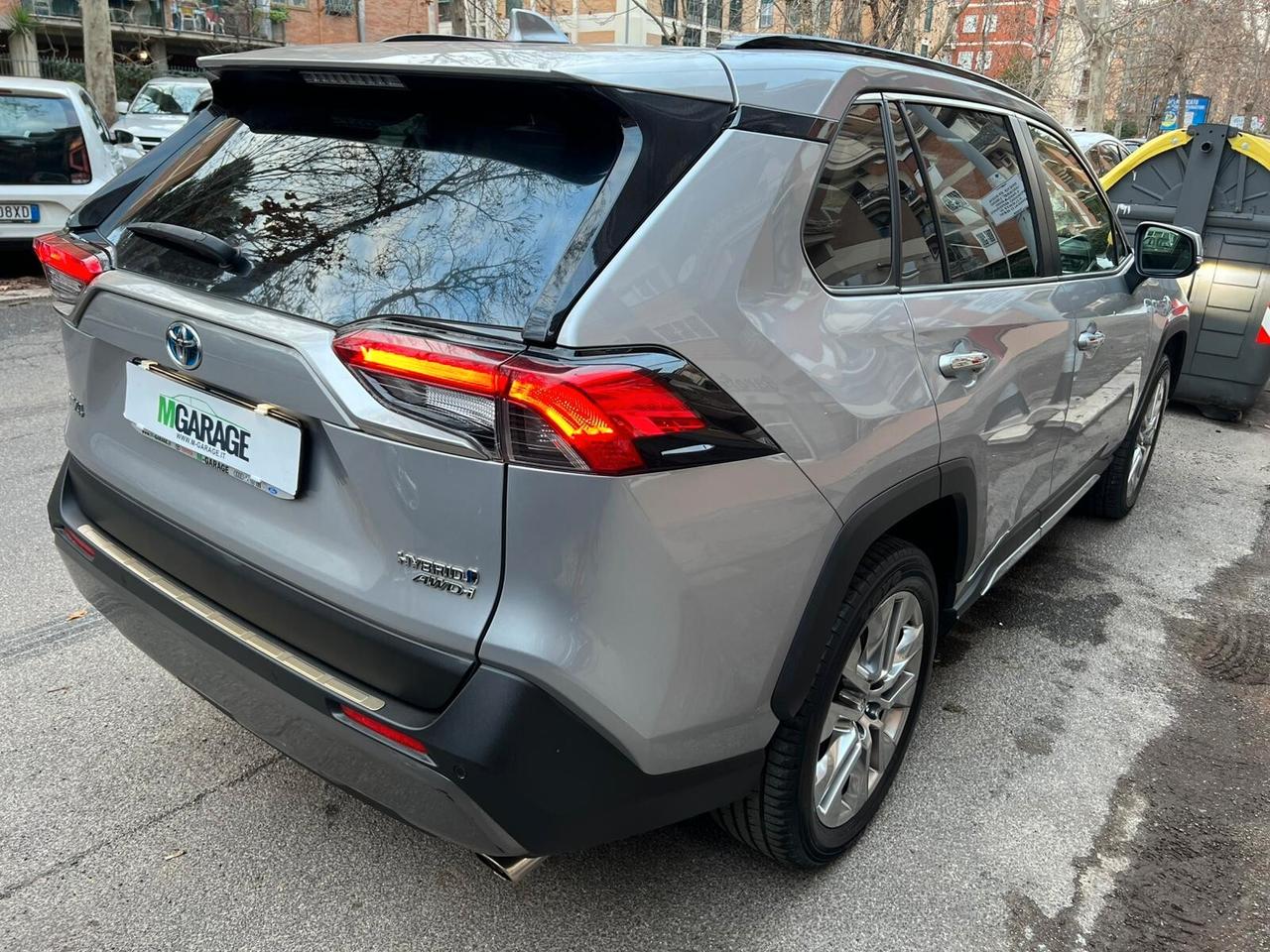 Toyota RAV 4 2.5 HV (222CV) E-CVT AWD-i LOUNGE