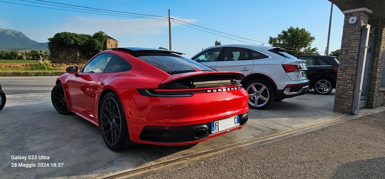 Porsche 911 Carrera