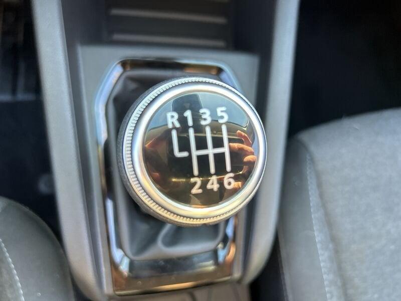 Renault Clio V 2019 1.0 tce Zen 90cv my21