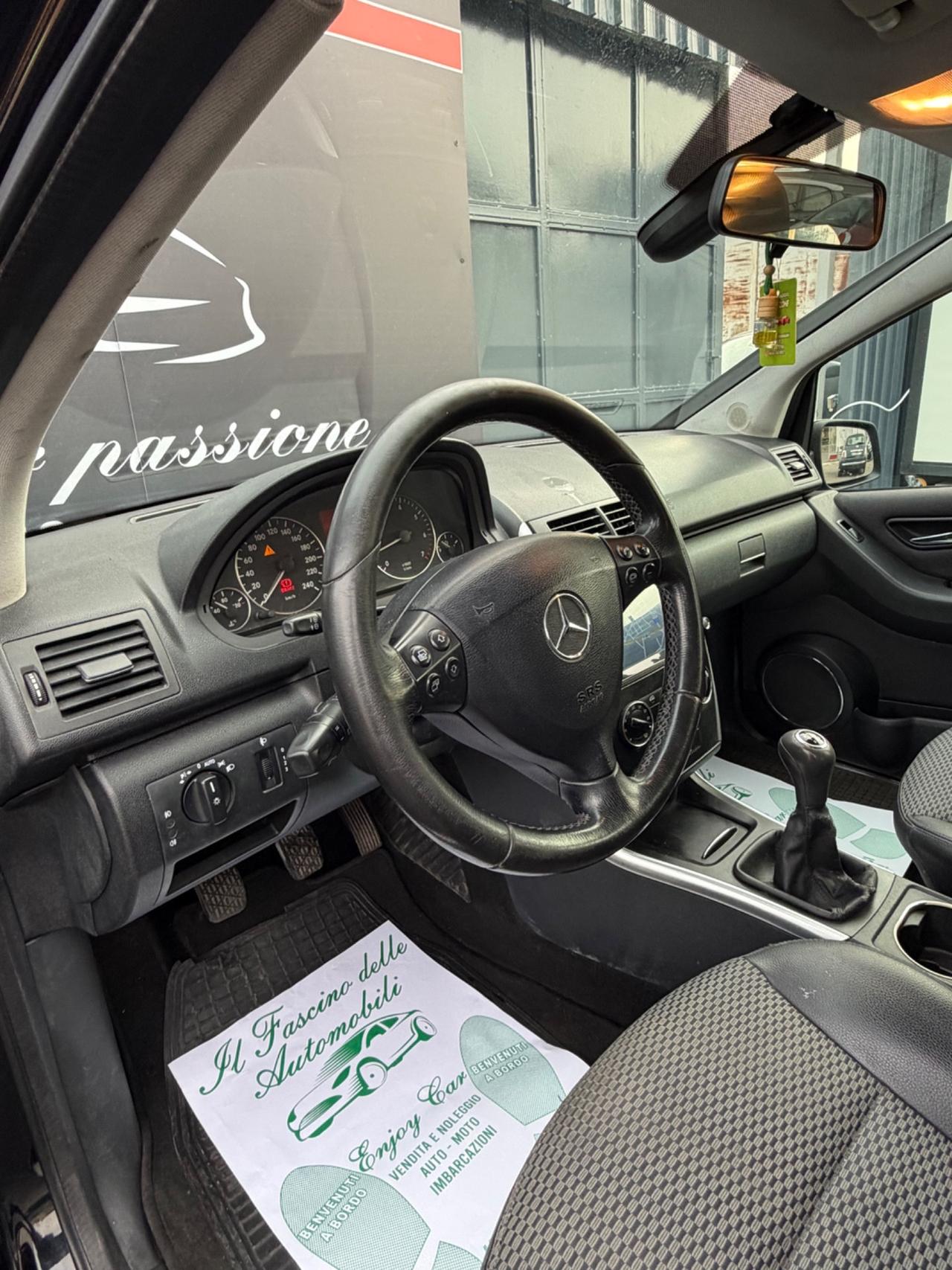 Mercedes-benz A 160 BlueEFFICIENCY Special Edition