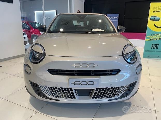 FIAT 600 600 1.2 Hybrid 100cv N71630