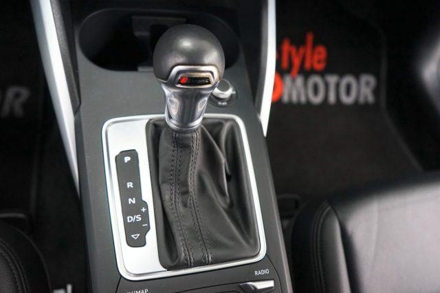 AUDI Q2 35 TDI S tronic Business Sport Uniprop.