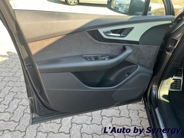 AUDI Q7 3.0 TDI 272 CV quattro tiptronic S Line Plus 7 pos