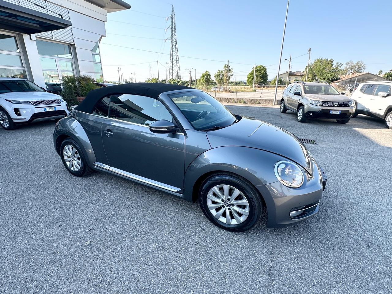 Volkswagen Maggiolino Cabrio 1.6TDI - 2015