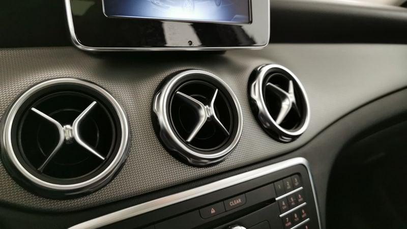 Mercedes-Benz GLA 200 d Sport auto