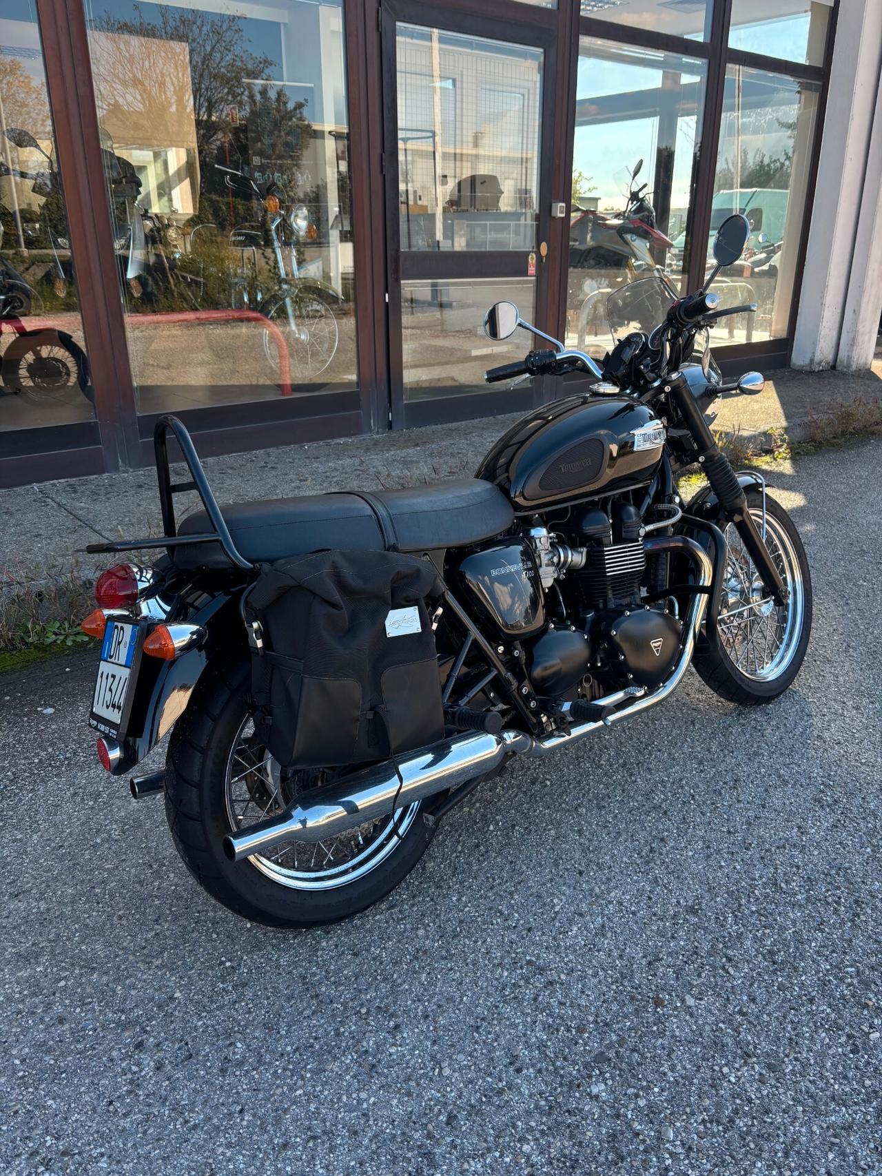 Triumph Bonneville T100