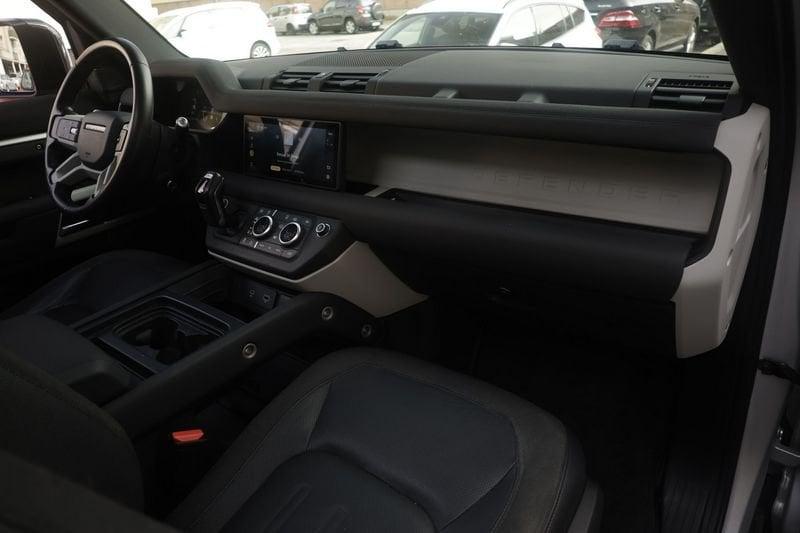 Land Rover Defender Land Rover Defender 2.0 SD4 240 110 First Edition AWD auto 177KW ANNO 2020