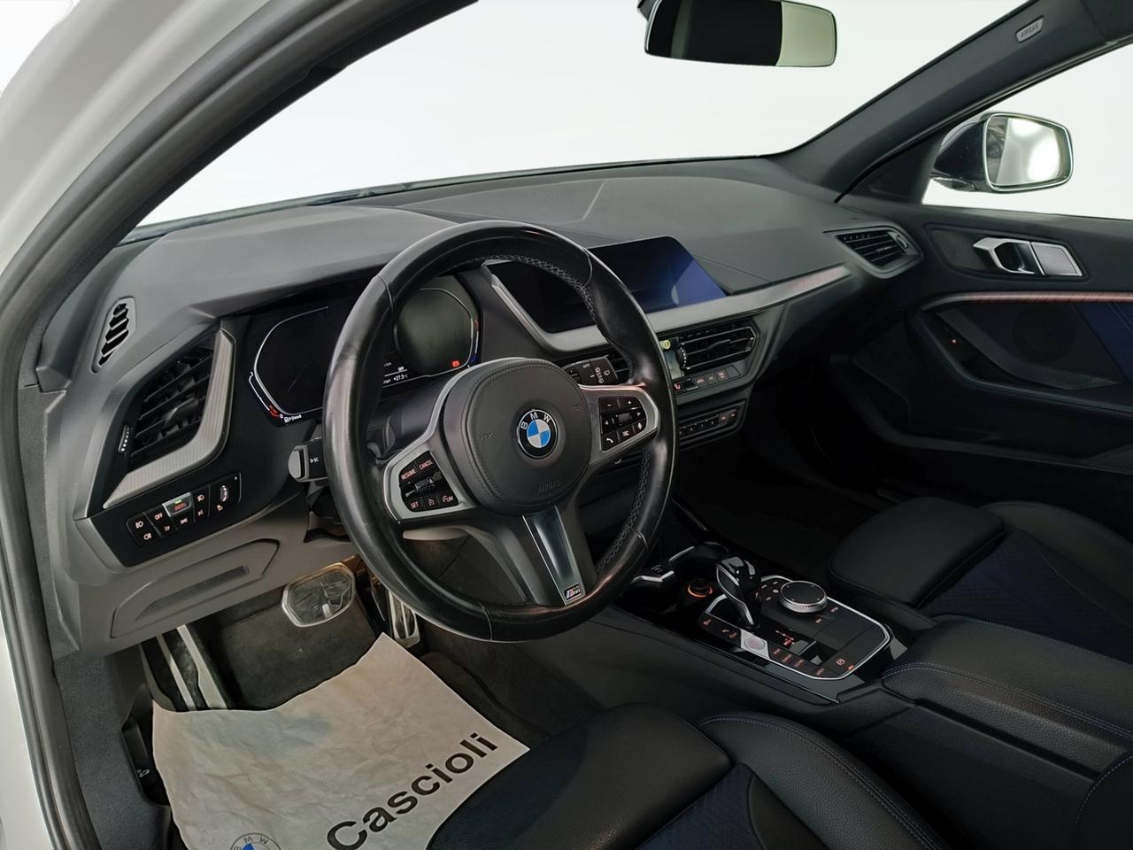 BMW Serie 1 F40 - 116d Msport auto