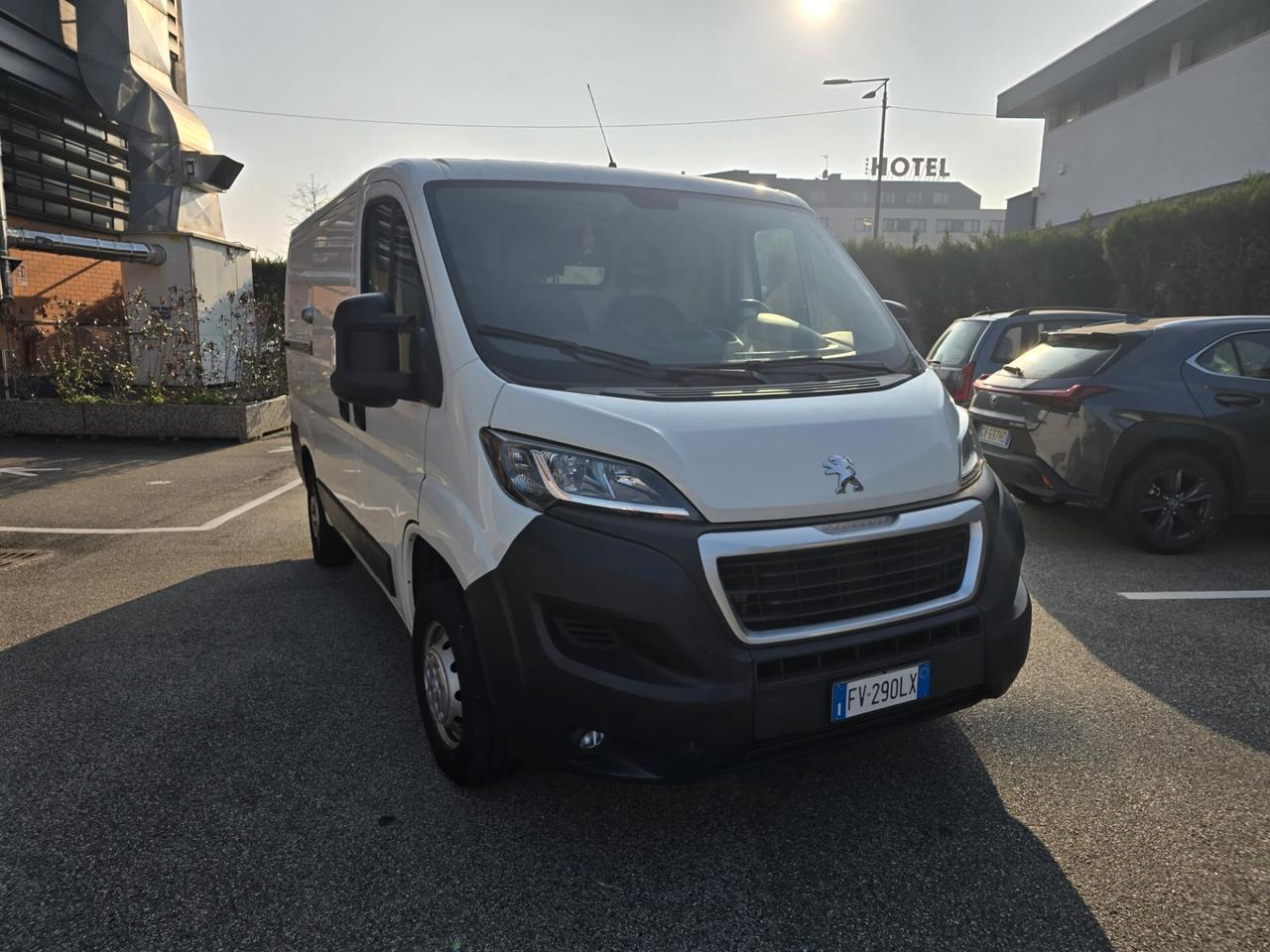 PEUGEOT BOXER