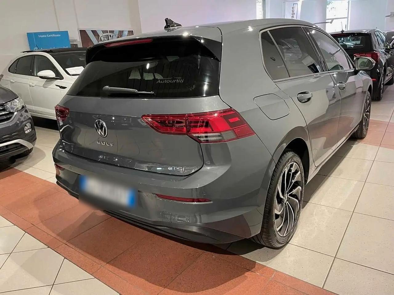 Volkswagen Golf 8ª serie 1.0 eTSI EVO DSG Life