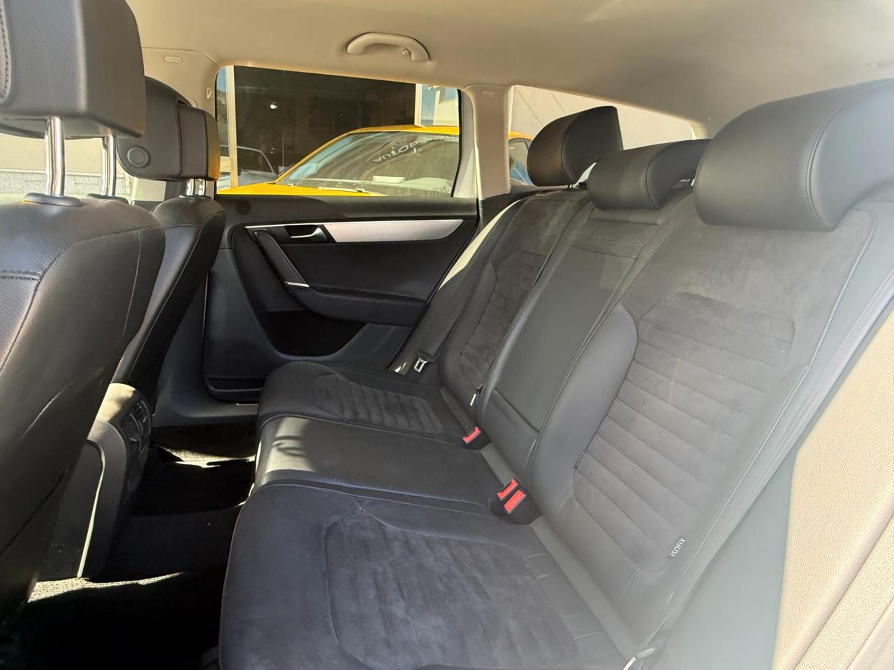 Volkswagen Passat Var. 2.0 TDI Highline BlueM.Tech.