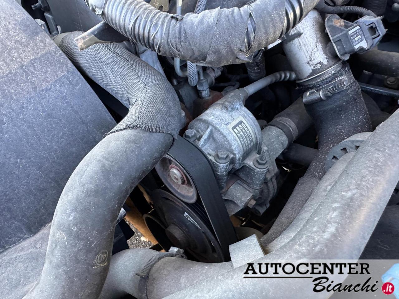 Land Rover Defender 90 SW Defender 90 2.4 td SE SW