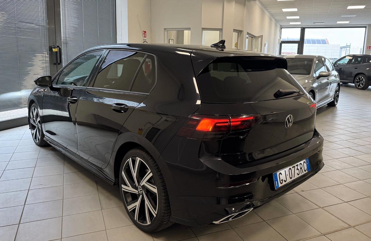 Volkswagen Golf 1.5 tsi evo R-Line 150cv / NO VINCOLI