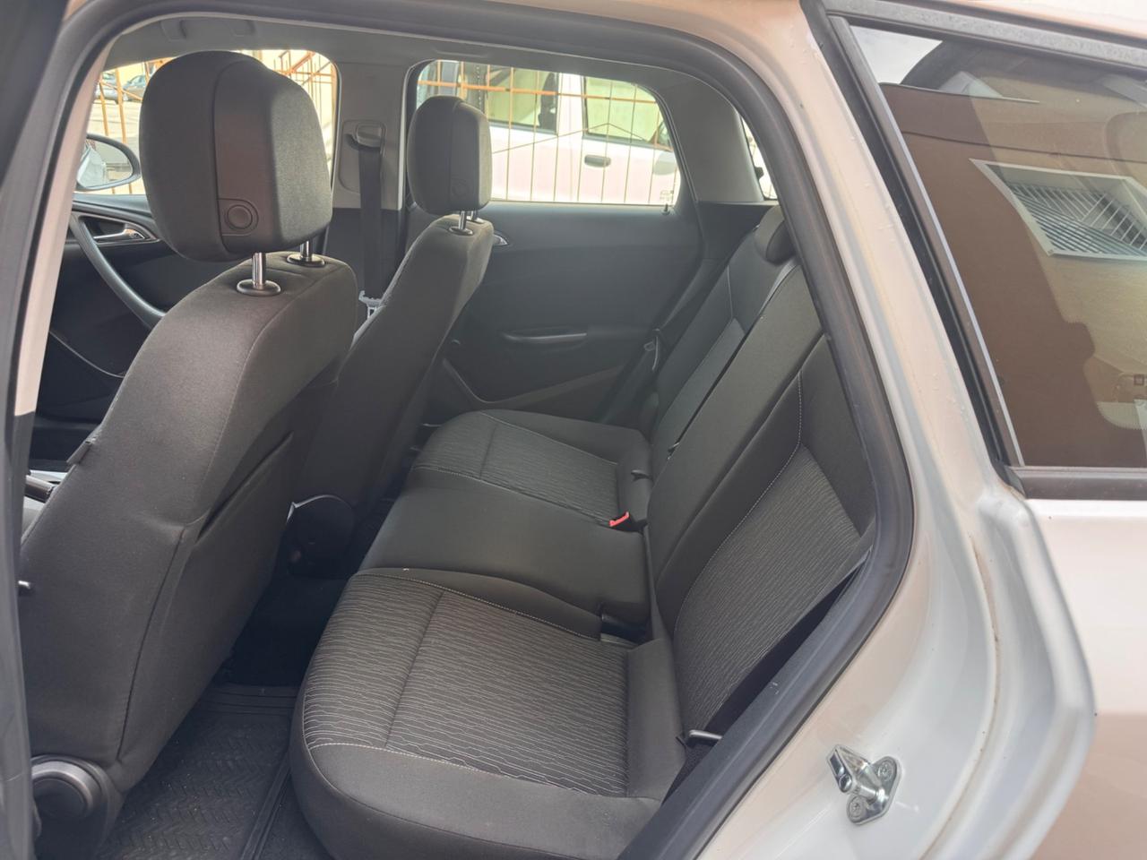 Opel Astra 1.7 CDTI 110CV Ok Neopatentati