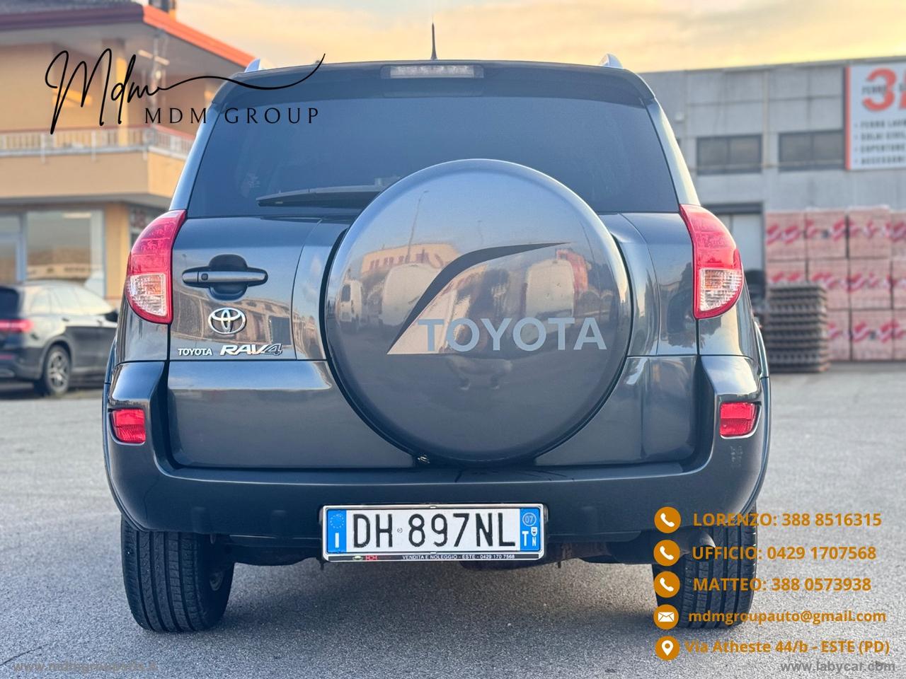 TOYOTA RAV4 2.2 D-4D 177 CV Luxury