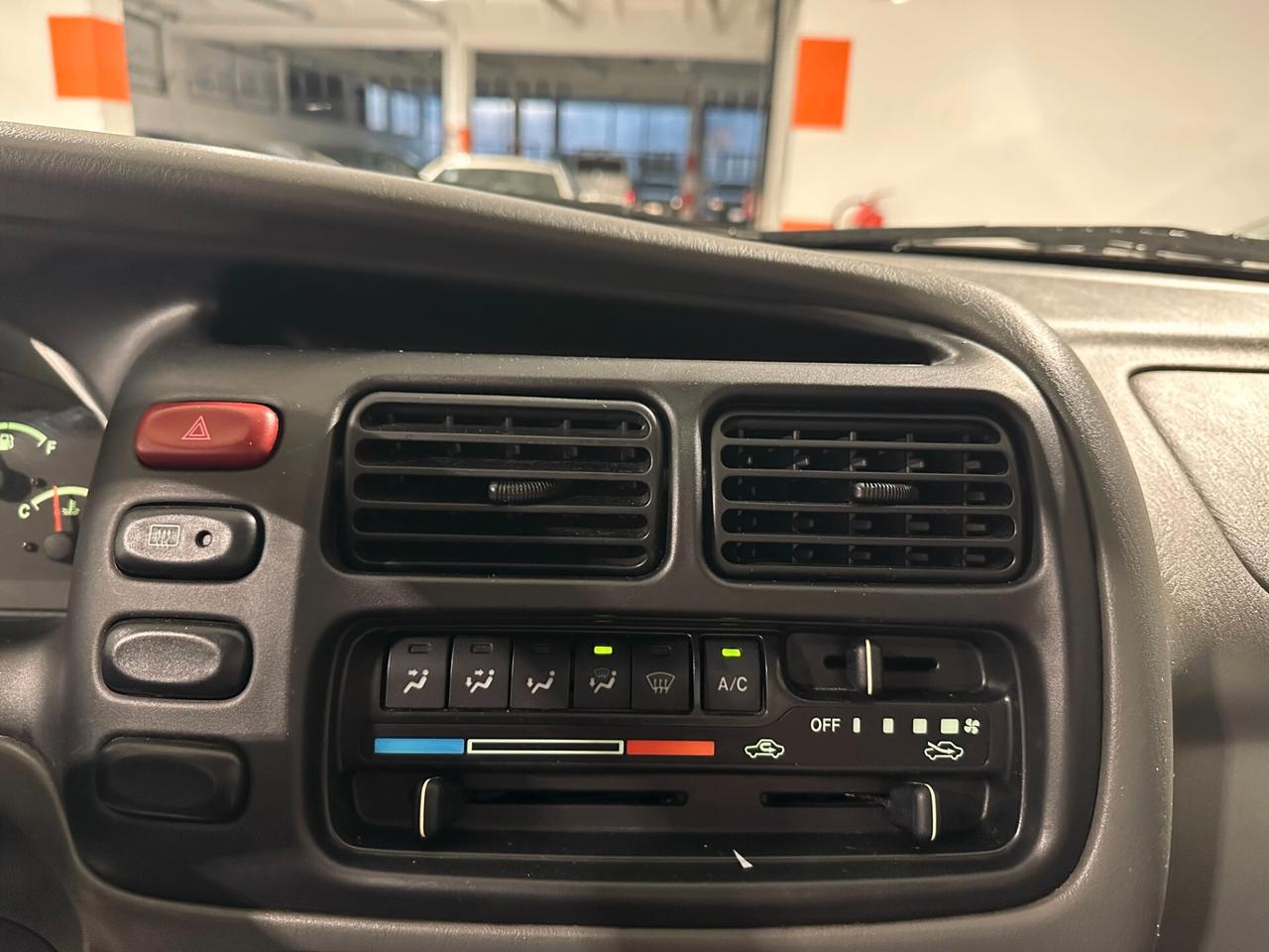 Suzuki Grand Vitara 2.5i V6 24V - 4x4 - ridotte