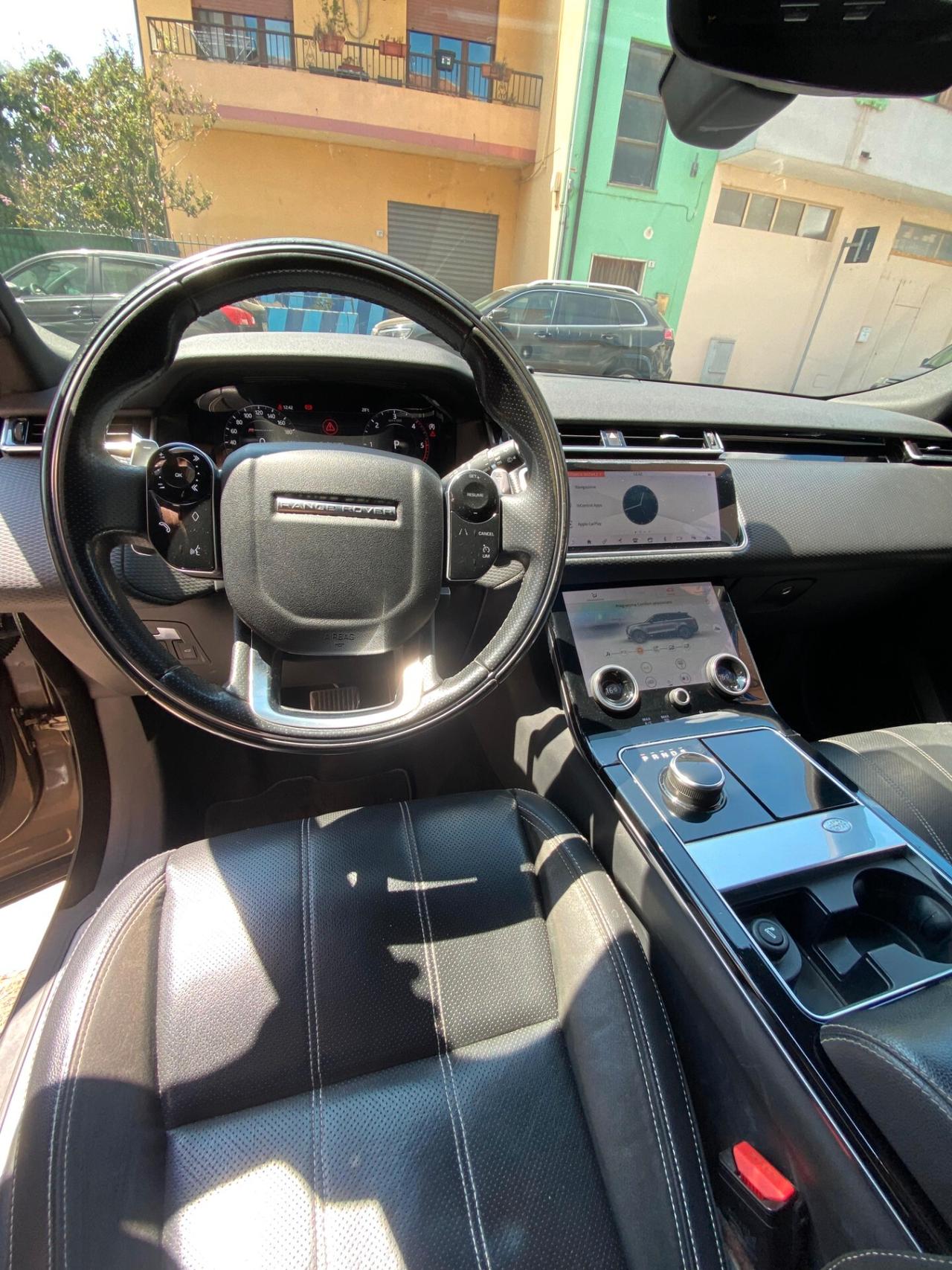 Land Rover Range Velar 2.0D I4 240 CV R-Dynamic
